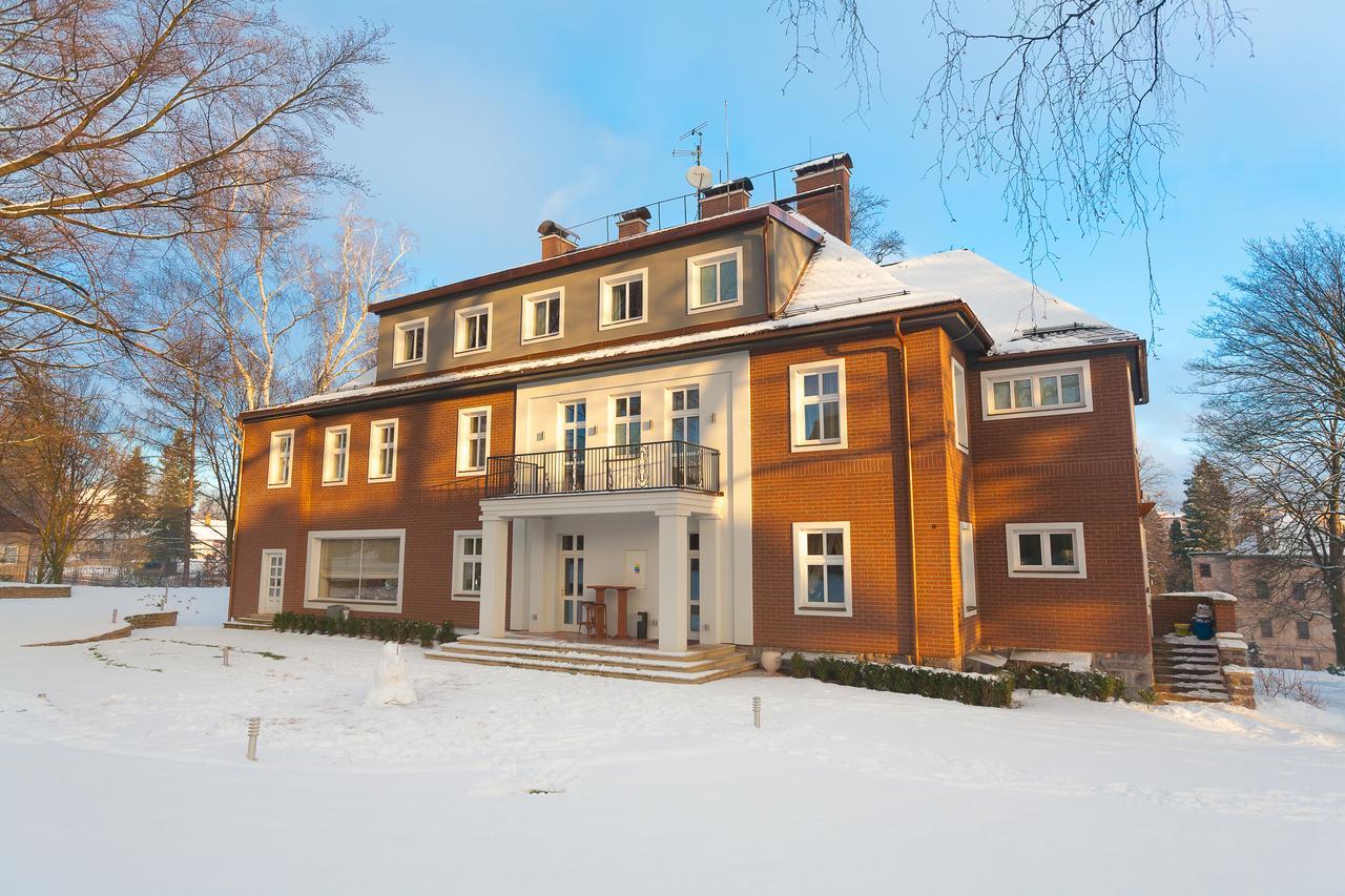 מלון ברומוב Manor House מראה חיצוני תמונה