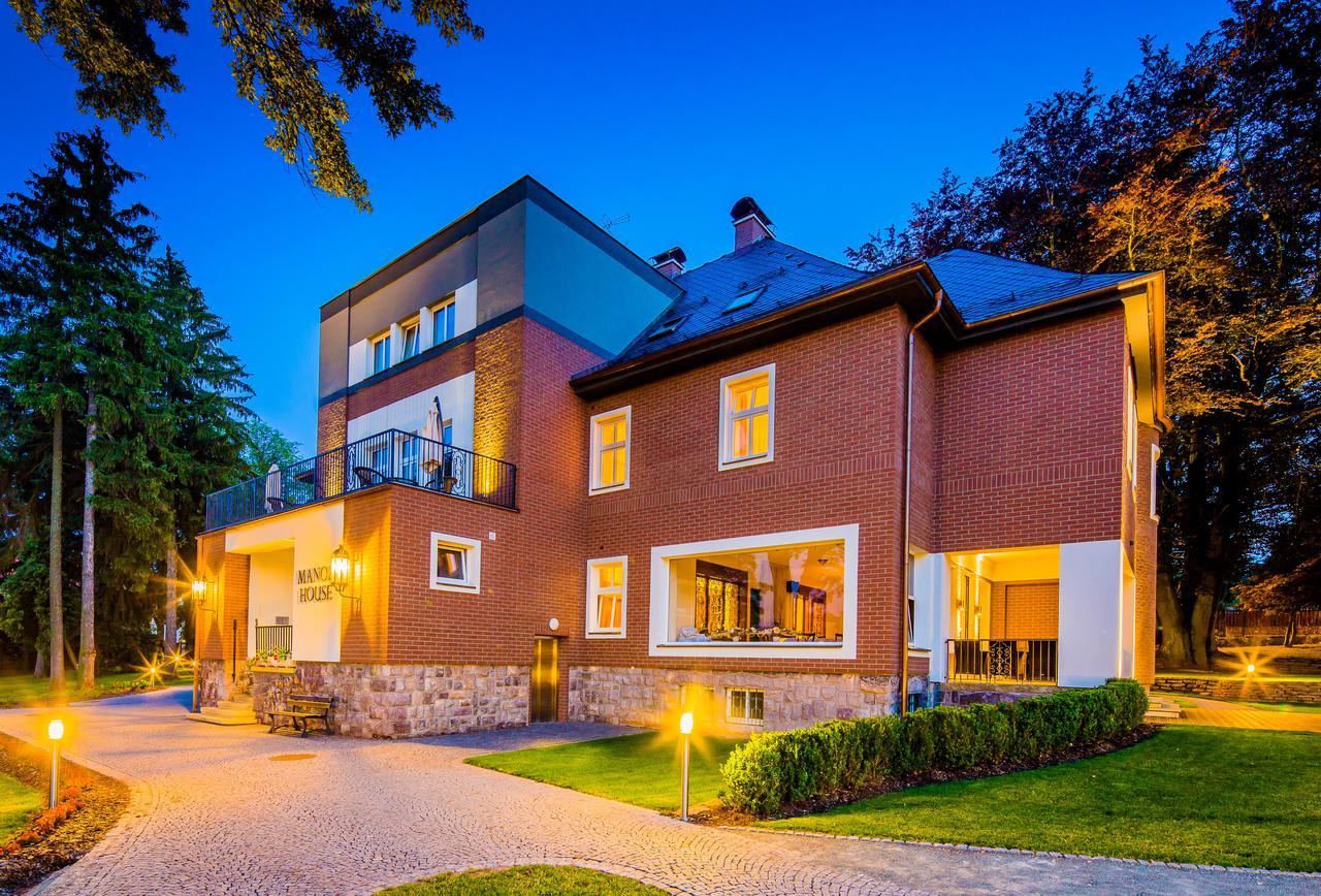מלון ברומוב Manor House מראה חיצוני תמונה